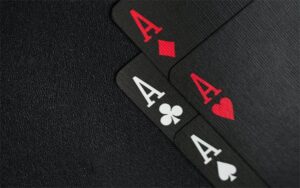 Chơi Bài Tiến Lên Tứ Quý Có Chặt Được 3 Đôi Thông Không